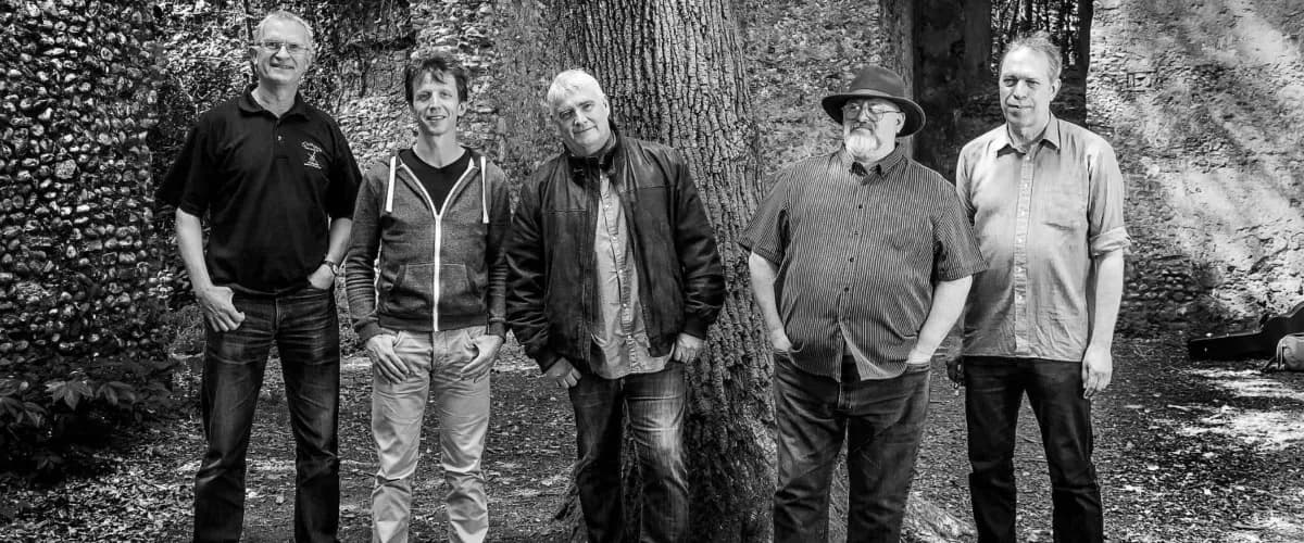 Coracle CD far from the glens